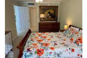 6039 Collins Ave APT 1630, Miami Beach, FL 33140, Sold 06/20/24