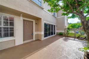 11135 Neptune Dr, Hollywood, FL 33026, Sold 11/22/23