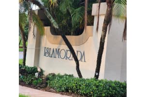 3131 W Buena Vista Dr, Margate, FL 33063, Sold 08/28/24