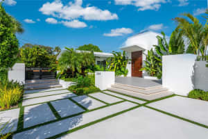 2247 NE 20th St, Fort Lauderdale, FL 33305, Sold 11/30/23