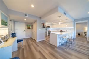 400 Diplomat Pkwy APT 306, Hallandale Beach, FL 33009, Sold 07/24/24