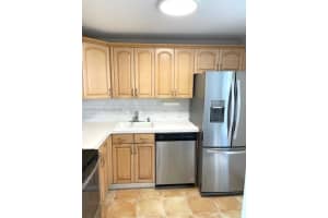 3301 N Country Club Dr APT 610, Aventura, FL 33180, Sold 11/30/23