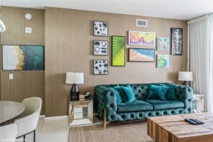 4111 S Ocean Dr 2006, Hollywood