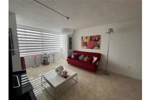 11715 SW 18th St APT 209, Miami, FL 33175, Sold 01/29/24