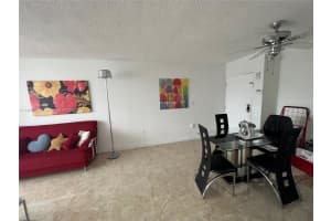 11715 SW 18th St APT 209, Miami, FL 33175, Sold 01/29/24