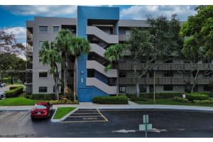 900 Colony Point Cir APT 103, Pembroke Pines, FL 33026, Sold 01/18/24