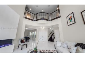 10721 Pine Lodge Trail, Davie, FL 33328, Sold 11/21/23