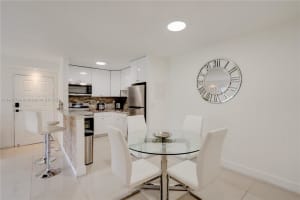 7195 NW 179th St APT 108, Hialeah, FL 33015, Sold 04/11/24