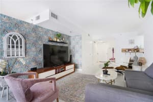 1621 Bay Rd APT 401, Miami Beach, FL 33139, Sold 01/19/24