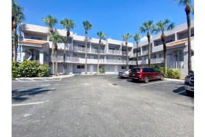 2760 W 76th St APT 205, Hialeah, FL 33016, Sold 12/12/23