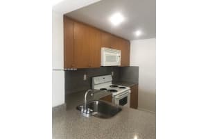 494 NW 165th St #608, Miami, FL 33169, Sold 11/22/23