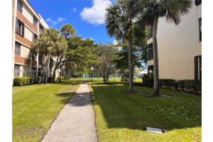 100 NW 76th Ave Apt 302-2, Plantation, FL 33324, Sold 12/08/23