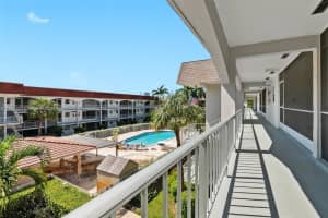581 Blue Heron Dr 318 b, Hallandale Beach, FL 33009, Sold 11/16/23