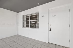 581 Blue Heron Dr 318 b, Hallandale Beach, FL 33009, Sold 11/16/23