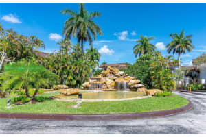 9456 SW 77th Ave APT T7, Miami, FL 33156, Sold 01/12/24