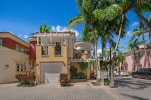 18390 NE 30th Pl, North Miami Beach, FL 33160, Sold 12/18/23
