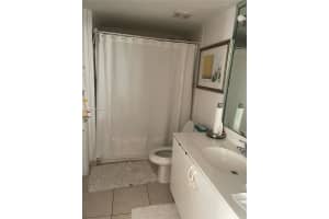 2475 NW 16th St Rd APT 415, Miami, FL 33125, Sold 10/15/24