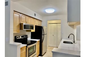 9955 Westview Dr APT 218, Coral Springs, FL 33076, Sold 11/29/23