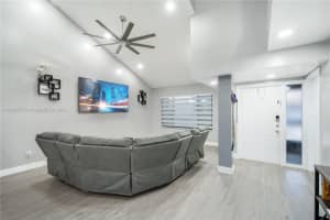 5232 Gate Lake Rd #5232, Tamarac, FL 33319, Sold 01/04/24