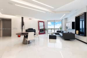 17301 Biscayne Blvd APT 1607, Aventura, FL 33160, Sold 03/25/24