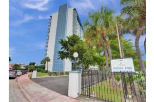 7441 Wayne Ave #6m, Miami, FL 33141, Sold 01/08/24