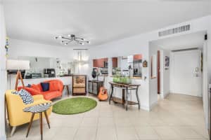 6450 Collins Ave APT 208, Miami Beach, FL 33141, Sold 11/20/23