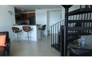 300 S Biscayne Blvd, Miami, FL 33131, Sold 12/07/23