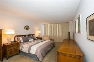137 Golden Isles Dr APT 810, Hallandale Beach, FL 33009, Sold 12/30/24