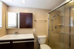 137 Golden Isles Dr APT 810, Hallandale Beach, FL 33009, Sold 12/30/24