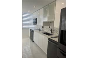 18071 Biscayne Blvd APT 901, Aventura, FL 33160, Sold 02/20/24