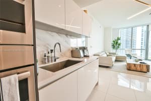851 NE 1st Ave #3407, Miami, FL 33130, Sold 02/12/24