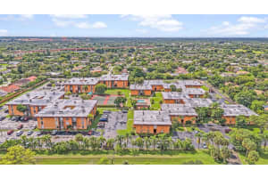 9453 SW 76th St APT S5, Miami, FL 33173, Sold 02/09/24