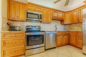 400 Ocean Trail Way APT 906, Jupiter, FL 33477, Sold 01/08/24