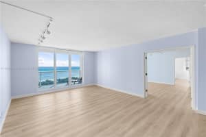 2301 Collins Ave 1038/1039, Miami Beach