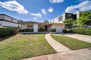 536 W 49th St, Miami Beach, FL 33140, Sold 12/05/23