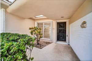 536 W 49th St, Miami Beach, FL 33140, Sold 12/05/23