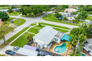 912 Pine Ridge Dr, Plantation, FL 33317, Sold 02/22/24
