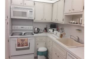 1980 S Ocean Dr #8d, Hallandale Beach, FL 33009, Sold 04/30/24