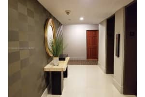 1420 Brickell Bay Dr, Miami, FL 33131, Sold 12/21/23