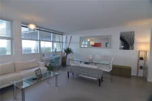 1420 Brickell Bay Dr, Miami, FL 33131, Sold 12/21/23