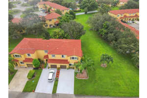 10181 SW 21st St, Miramar, FL 33025, Sold 01/31/24