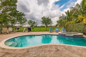 612 NE 191st St, Miami, FL 33179, Sold 12/29/23