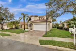 759 SW 121st Ave, Pembroke Pines, FL 33025, Sold 11/27/23