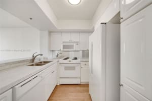 1800 Sunset Harbour Dr #709, Miami Beach, FL 33139, Sold 11/22/23