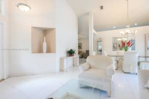 664 Stanton Dr, Weston, FL 33326, Sold 11/17/23