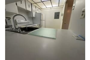 16465 NE 22nd Ave APT 313, North Miami Beach, FL 33160, Sold 12/05/23