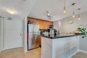 465 Ocean Dr APT 804, Miami Beach, FL 33139, - MLS#A11470444