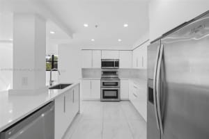 170 Ocean Ln Dr APT 413, Key Biscayne, FL 33149, Sold 11/20/23