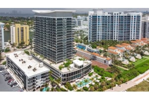 5875 Collins Ave APT 703, Miami Beach, FL 33140, Sold 09/03/24