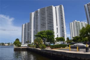 20505 E Country Club Dr APT 2138, Aventura, FL 33180, Sold 05/20/24